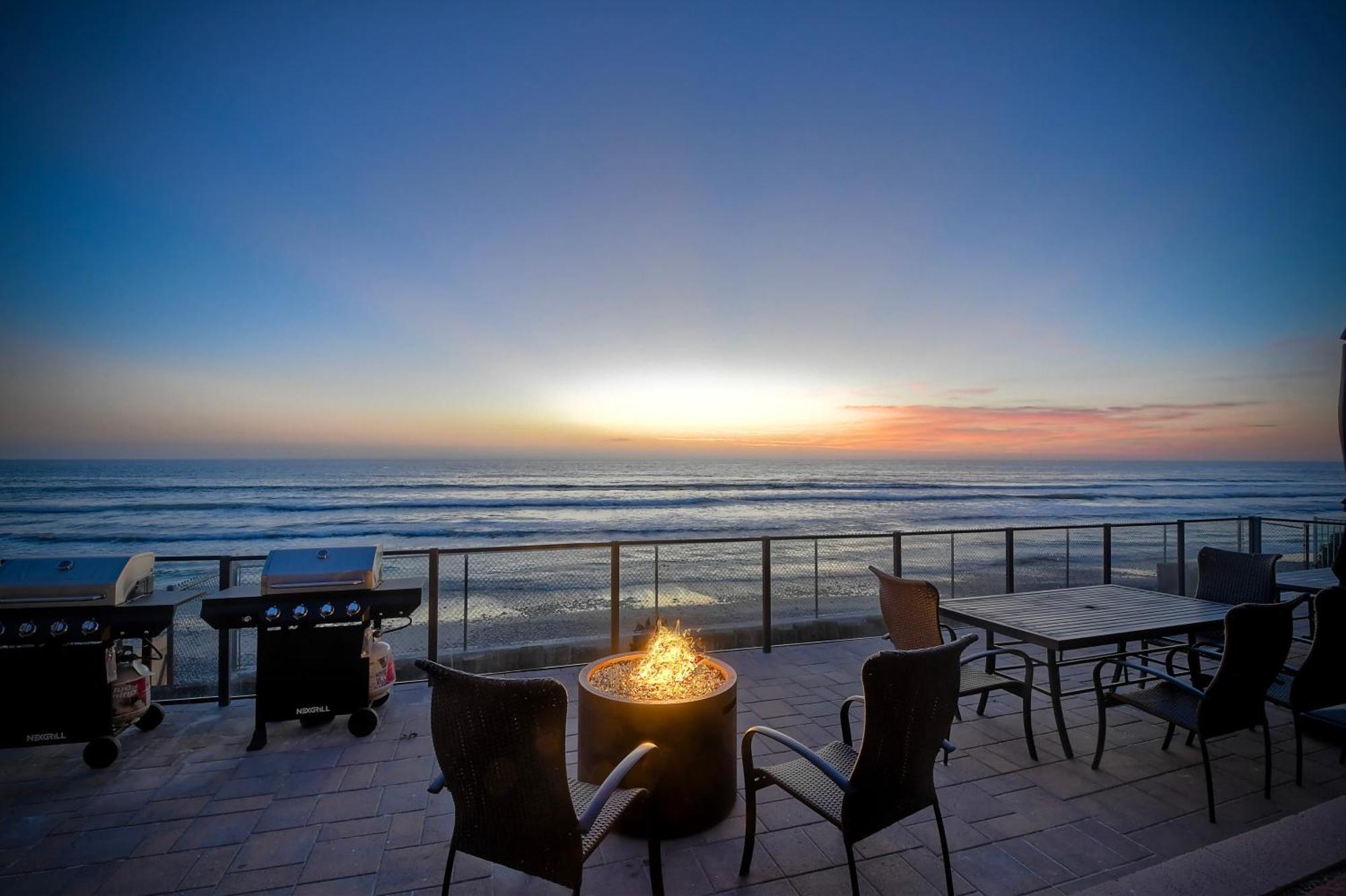 Oceanfront Getaway Ocean Views Fire Pit Bbq Beach Access Lägenhet Carlsbad Exteriör bild